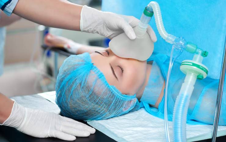The Role of a Critical Care Specialist in a Modern Medical Care Center